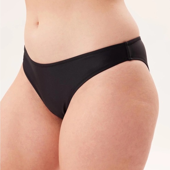 BNWT Black volley cheeky bikini bottom - Picture 1 of 3